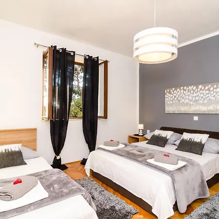 Apartment Eulalija- One-bedroom With Terrace And Sea View *