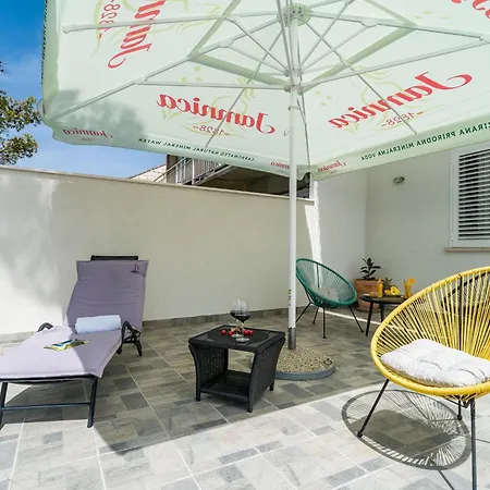 Eulalija- One-bedroom With Terrace And Sea View *