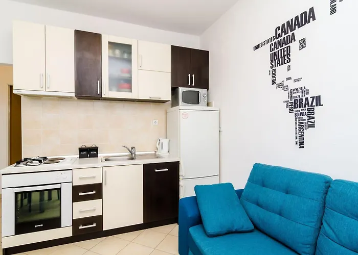 Eulalija- One-bedroom With Terrace And Sea View * דוברובניק